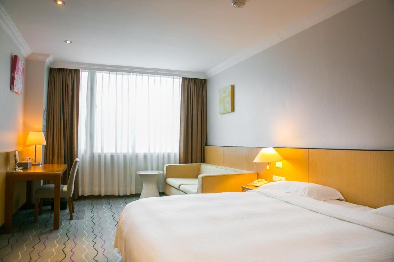 Jiaoxi-The Riverside Hotel Exterior photo
